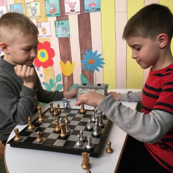 Дошколяр в Ровно: программы и цены