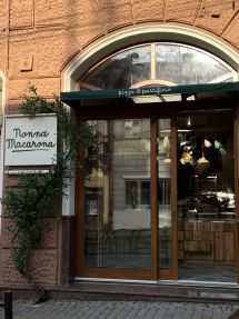 Логотип Nonna Macarona, італійський ресторан г. Черновцы