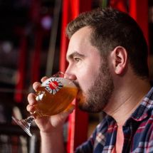 Логотип Театр пива Правда м. Львів