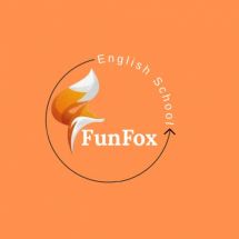Логотип Fox English г. Черновцы