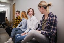 Логотип Alien English School, школа англійської мови м. Львів