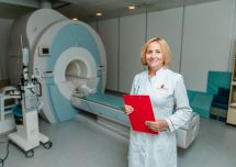 Логотип Науково-медичний центр Святої Параскеви м. Львів