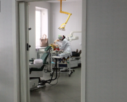 Медик Ейд, стоматологічна клініка фото