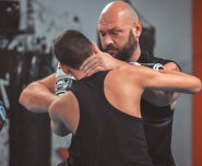 Клуб Кунг-фу, тайського боксу та Йоги Монкон Дам, школа кунг-фу фото