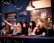 Reina Low&Slow Bar, лаунж-бар фото