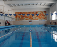 Басейн коледжу фізвиховання фото