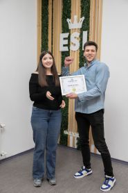 ESL, центр англійської мови фото