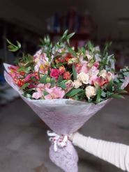 Доставка квітів на Панікахи фото