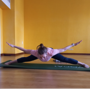 Студия йоги на Ларисы Руденко фото