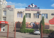 Голый револьвер, стрип кабаре фото