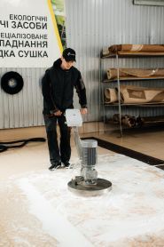 Home Clean, клінінгова компанія, професійне прання килимів фото