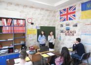 Перший центр іноземних мов, центр підготовки до складання іспитів фото