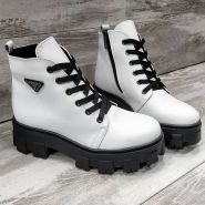 La Vostra, жіноче взуття та аксесуари фото