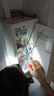 Электрик на проспекте Мира фото