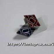 Комиссионный магазин одежды и изделий ручной работы фото