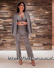 Max Mara, бутік жіночого одягу фото