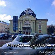 Чернівецький академічний обласний український музично-драматичний театр ім. Ольги Кобилянської фото