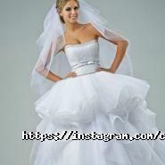 Crazy Beautiful, будинок весільної моди фото