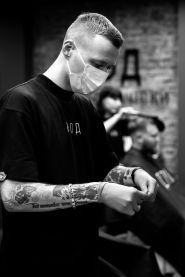 Барбершоп Код, чоловічі зачіски фото