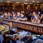 Джокер, кафе фото