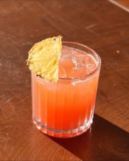 LaRA, ресторан турецкой и европейской кухни фото