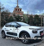 Citroen, автосалон фото
