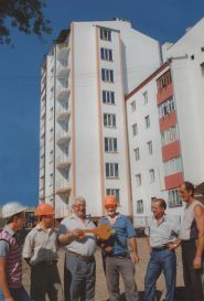 Черновцыжитлобуд, строительная компания фото