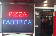 Pizza Fabrica, пиццерия фото
