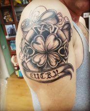 Pikul's tattoo, салон татуировок фото