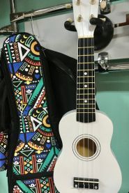 Musictochka, магазин музичних інструментів фото