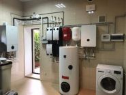 Moderno fontanero фото