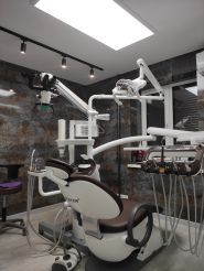 Еверест, стоматологічна клініка фото