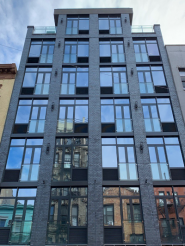 Екіпаж, вікна та двері фото