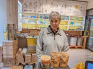Магазин продуктів бджільництва на вулиця Героїв Праці фото