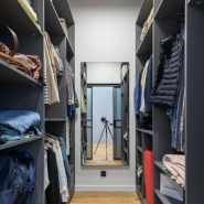 Komandor, магазин меблів фото