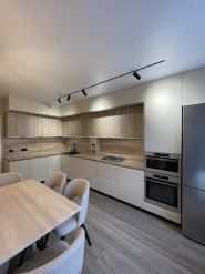 Komandor, магазин меблів фото