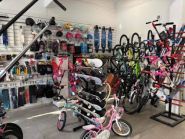 Ролики, магазин спорттоварів фото