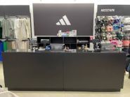 Adidas, магазин спорттоварів фото