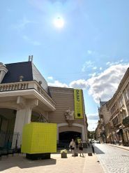 Кінотеатр львівського палацу мистецтв фото