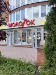 Молоток, магазин строительных материалов фото