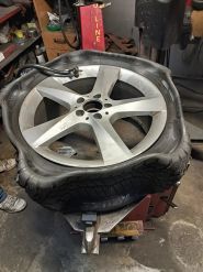 Lux Tire, шиномонтаж фото