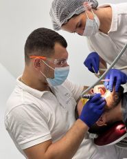 Dental Tech by Premium Dent, стоматологiчна клiнiка. фото