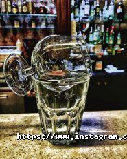 Vinissimo, ресторан з караоке фото