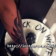 Black on White, тату-салон фото