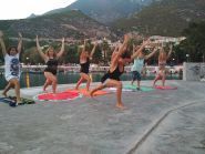 Зарядка, студія йоги фото