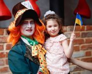 Країна Чудес, організація дитячих свят фото