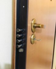 Компанія по відкриттю дверей, ремонту та встановлення замків на Слобожанскьому проспекті фото
