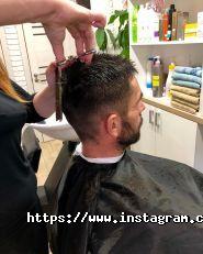 Цирульня, салон-перукарня фото