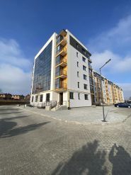 Свої, агенція нерухомості фото