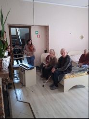 Життя продовжується, пансіонат для людей похилого віку фото